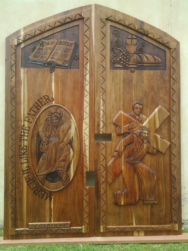 Carved religious doors 1 - Image 2